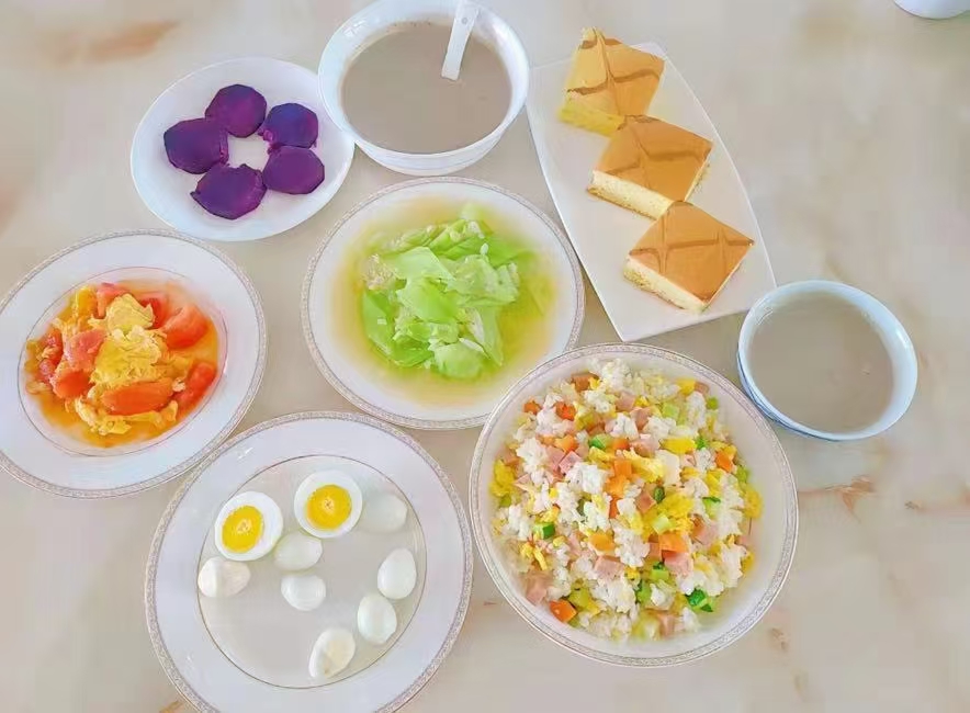 4個(gè)月的寶寶添加什么輔食，不能吃什么輔食？